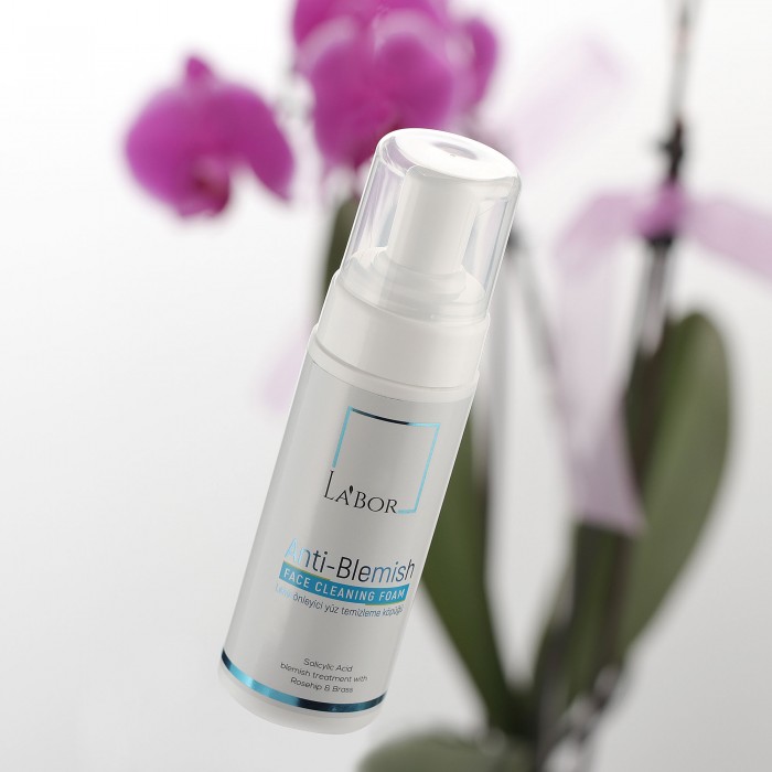 Anti-Blemish Face Cleaning Foam