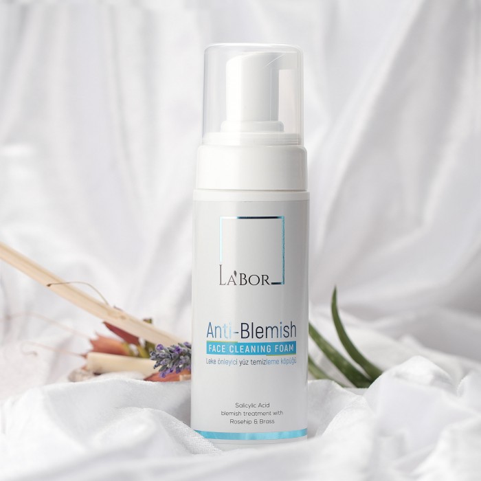 Anti-Blemish Face Cleaning Foam